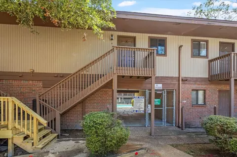 216 Dixie Dr #6, Tallahassee, FL 32304