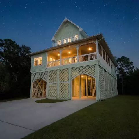 22 Sea Breeze Dr, Crawfordville, FL 32327
