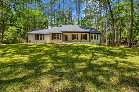10564 Lake Iamonia Dr, Tallahassee, FL 32312
