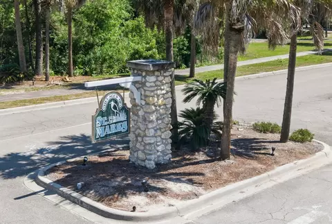 Nn Burnt Pine Loop, Saint Marks, FL 32355