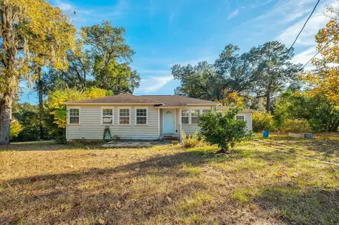 721 S Bellamy Dr, Quincy, FL 32351