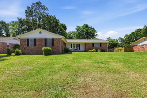 3025 Corrib Dr, Tallahassee, FL 32309