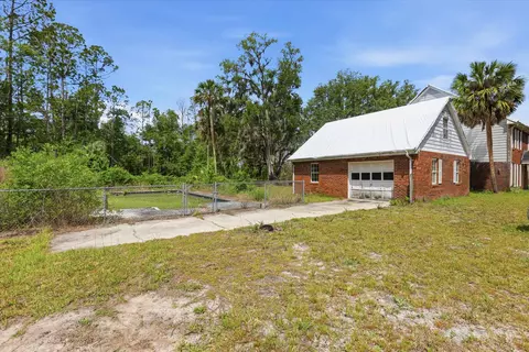 1201 Hughes Ln, Perry, FL 32347 photo 3