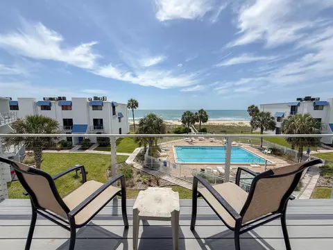 240 W Gorrie Dr #E-4, Saint George Island, FL 32328