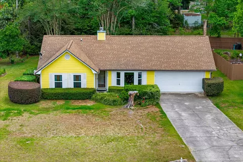 8264 Little Terry Cir, Tallahassee, FL 32311