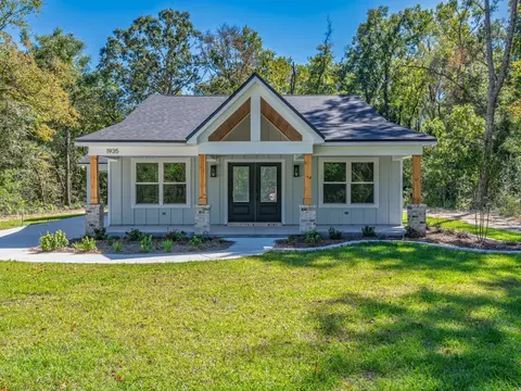 1935 Wakulla Arran Rd, Crawfordville, FL 32327