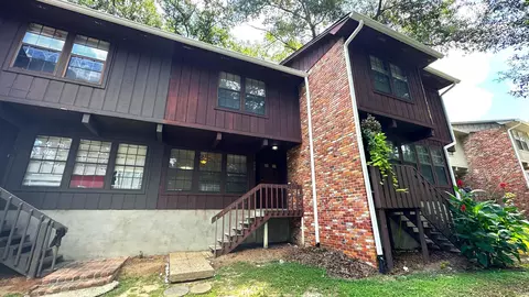 803 Timbers Ct, Tallahassee, FL 32304