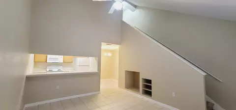 2740 W Tharpe St #601, Tallahassee, FL 32303