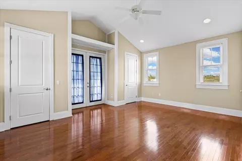 Bedroom - 1259 NE Rivers Bend Way, Steinhatchee, FL 32359 photo 7 of 7