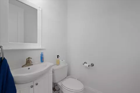 Bath - 1259 NE Rivers Bend Way, Steinhatchee, FL 32359 photo 4 of 4