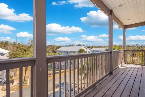 Exterior - 1259 NE Rivers Bend Way, Steinhatchee, FL 32359 photo 9 of 13