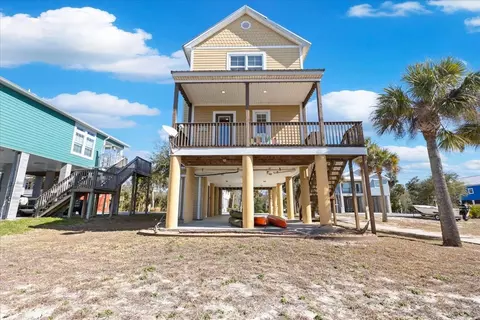 Exterior - 1259 NE Rivers Bend Way, Steinhatchee, FL 32359 photo 2 of 13