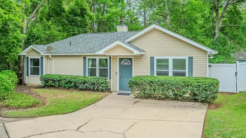 1361 Idlewild Dr, Tallahassee, FL 32311