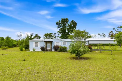 813 E Charles Hendry Rd, Perry, FL 32348