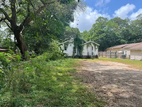 5931 Muldoon Rd, Pensacola, FL 32526