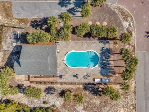 Exterior - 215 Ante Beppum Loop, Carrabelle, FL 32322 photo 2 of 9