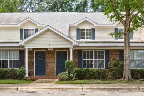 2738 W Tharpe St #804, Tallahassee, FL 32303