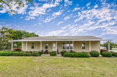 332 NE Forsythia Way, Pinetta, FL 32350
