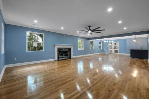 Living - 1441 E Jefferson St, Quincy, FL 32351 photo 3 of 5