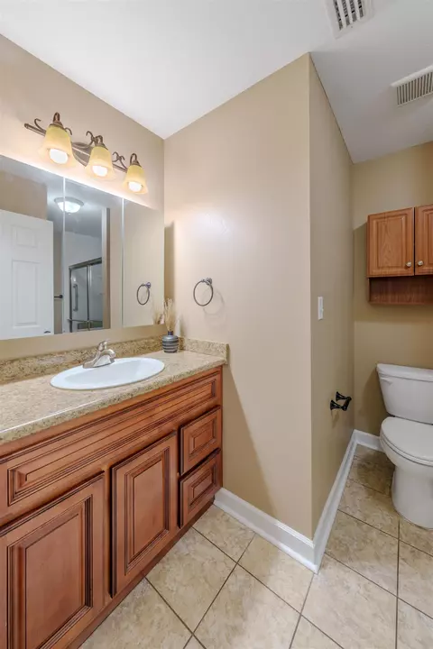 Bath - 196 Leslie Ln, Perry, FL 32348 photo 5 of 9