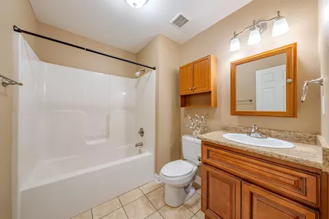 Bath - 196 Leslie Ln, Perry, FL 32348 photo 1 of 9