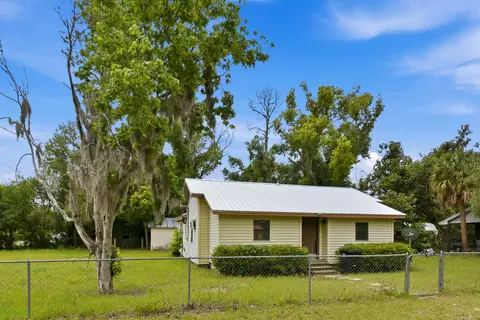 603 W Julia St, Perry, FL 32347