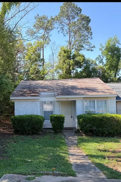1521 Lake Ave, Tallahassee, FL 32310