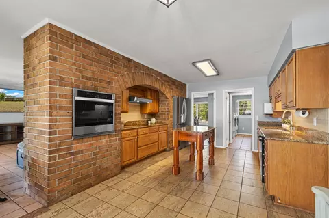 Kitchen - 404 Glenridge Rd, Perry, FL 32348 photo 1 of 5