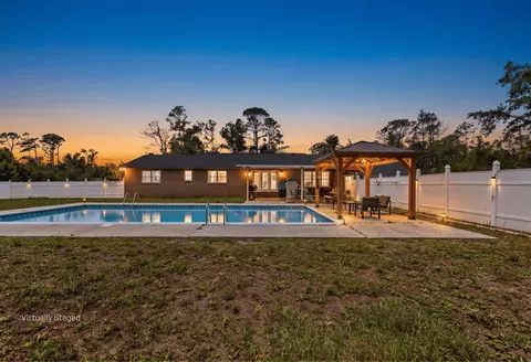 Exterior - 404 Glenridge Rd, Perry, FL 32348 photo 3 of 27