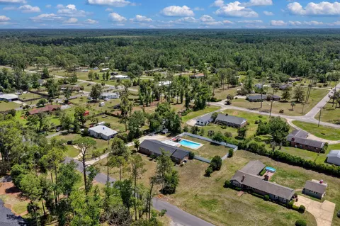 View/Area - 404 Glenridge Rd, Perry, FL 32348 photo 3 of 4
