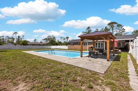 Exterior - 404 Glenridge Rd, Perry, FL 32348 photo 22 of 27