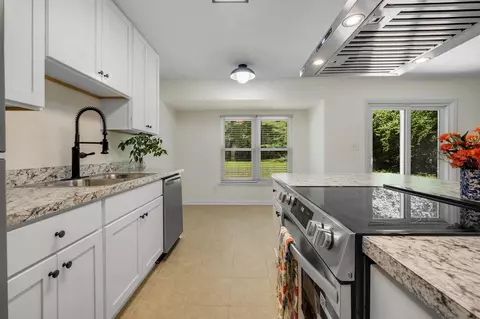 224 China Doll Dr, Tallahassee, FL 32312