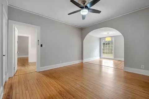 Living - 809 E 6th Ave, Tallahassee, FL 32303 photo 9 of 10