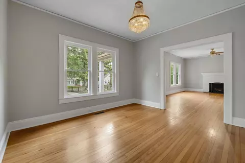 Living - 809 E 6th Ave, Tallahassee, FL 32303 photo 6 of 10