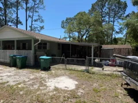 64 Westview St, Panacea, FL 32346 photo 2