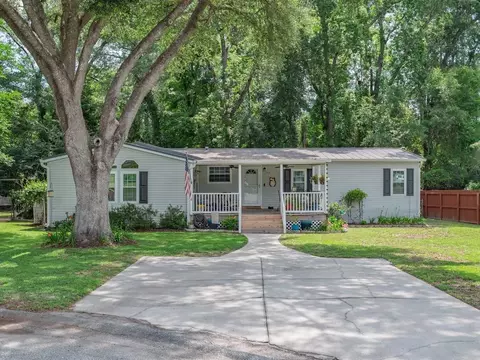 1317 Tree Cir, Tallahassee, FL 32304