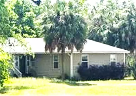 422 NE Palmetto St, Pinetta, FL 32350