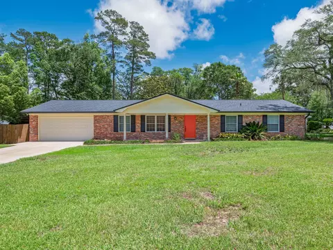 2357 Braeburn Cir, Tallahassee, FL 32309