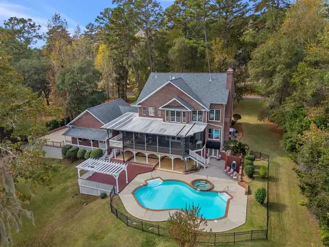 5351 Pembridge Pl, Tallahassee, FL 32309