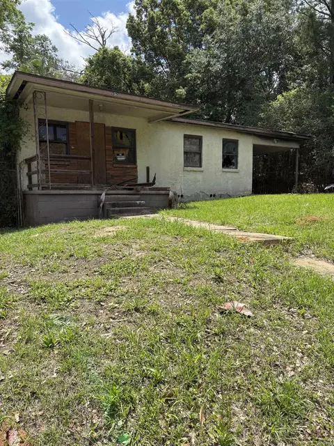 515 S Stewart St, Quincy, FL 32351