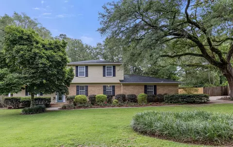 4076 Roscrea Dr, Tallahassee, FL 32309