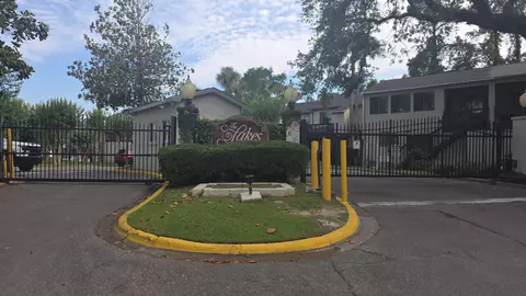 1317 Airport Dr #F14, Tallahassee, FL 32304