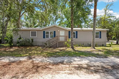 1522 NE Cedar St, Steinhatchee, FL 32359 photo 2