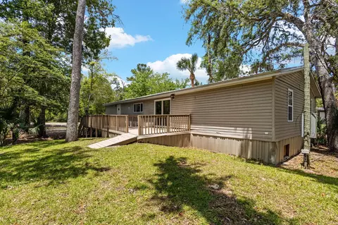 1522 NE Cedar St, Steinhatchee, FL 32359 photo 9