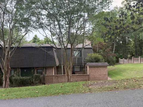 3219 Thomasville Rd #19C, Tallahassee, FL 32308