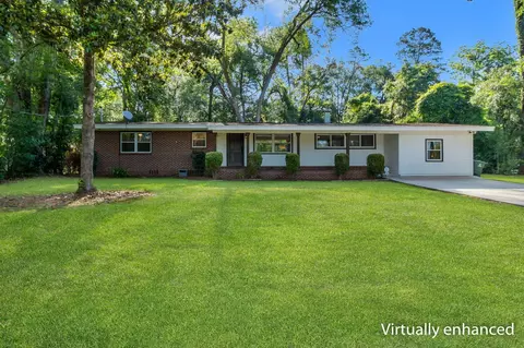 2351 Amelia Cir, Tallahassee, FL 32304