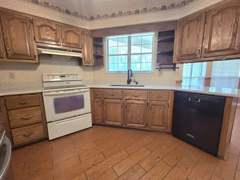 Kitchen - 210 Worley Way, Perry, FL 32347 photo 1 of 4