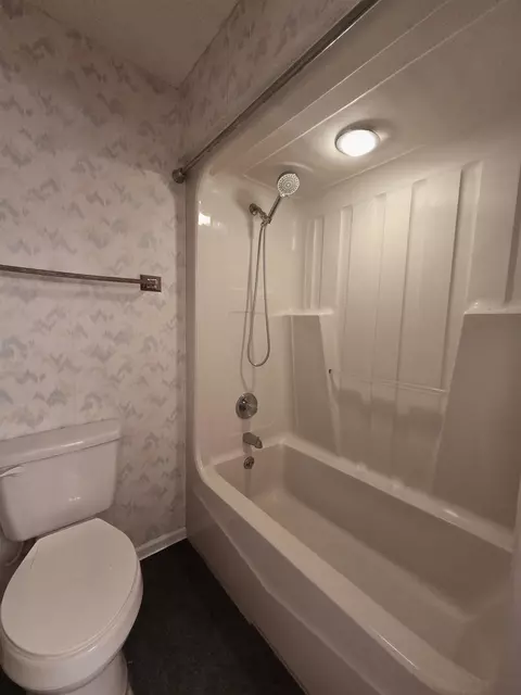 Bath - 210 Worley Way, Perry, FL 32347 photo 3 of 8