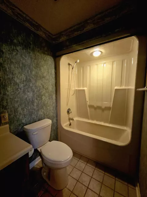 Bath - 210 Worley Way, Perry, FL 32347 photo 8 of 8