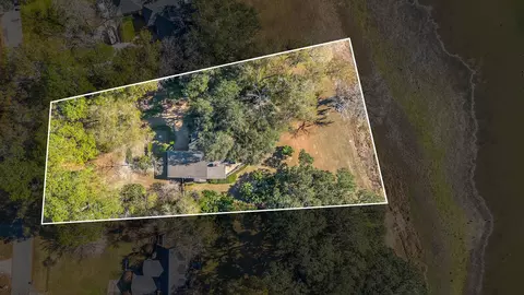 3175 Ferns Glen Dr, Tallahassee, FL 32309